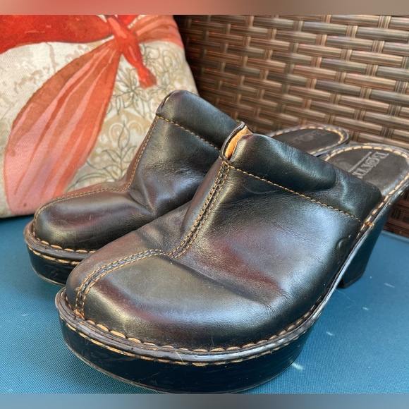 Born Loggia Black Women's Mule Clogs size 7/38 - Picture 11 of 16